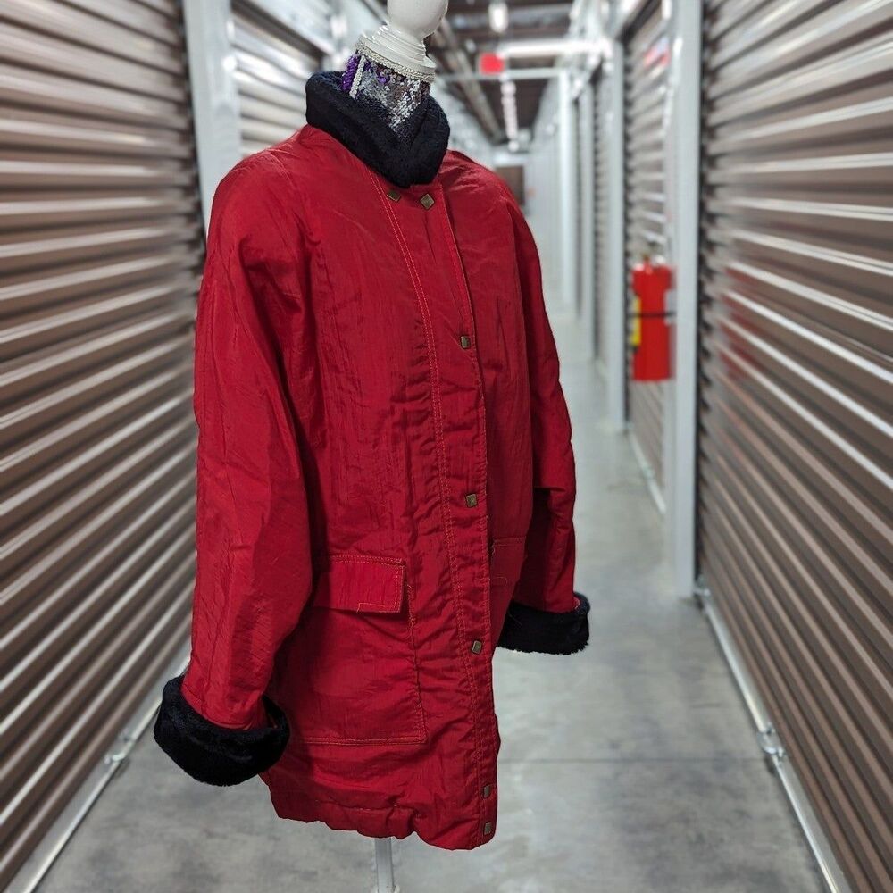 Vintage Buddy Bates Size 8 Red Nylon Jacket with Black Trim 90s Y2K Gorpcore - Picture 4 of 12